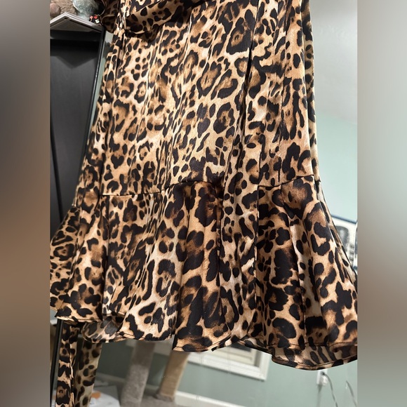 NWT BB Dakota Wild Card Animal Print Wrap Ruffle Dress - Picture 11 of 15